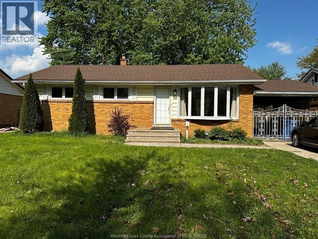 Photo - 3530 Randolph Ave