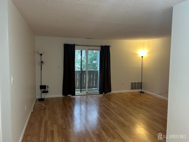 Photo - 5317 Ravens Crest Dr