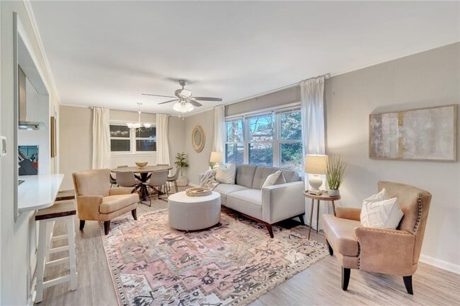 Photo - 577 Kurtz Rd