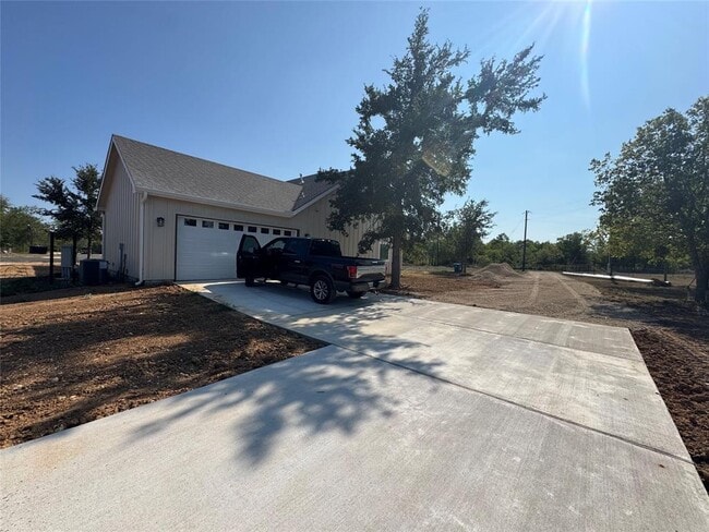 Photo - 1353 Red Town Rd