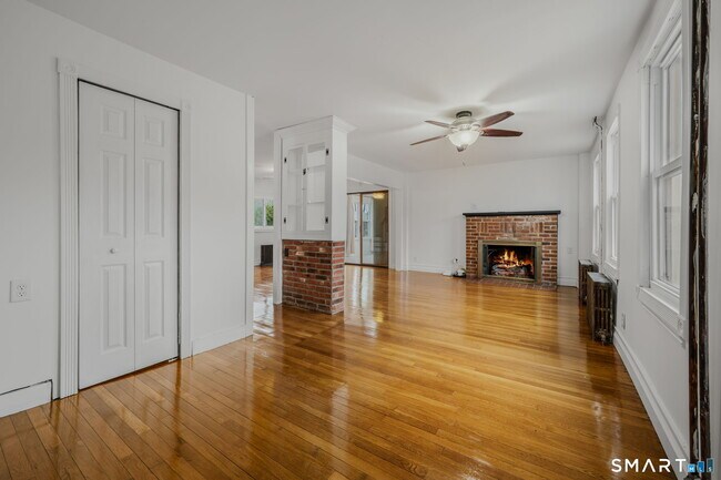 Photo - 24 N Main St Unit 1