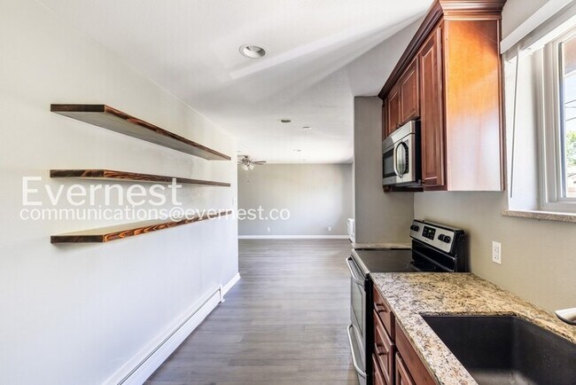 1243 N Washington St Unidad 402