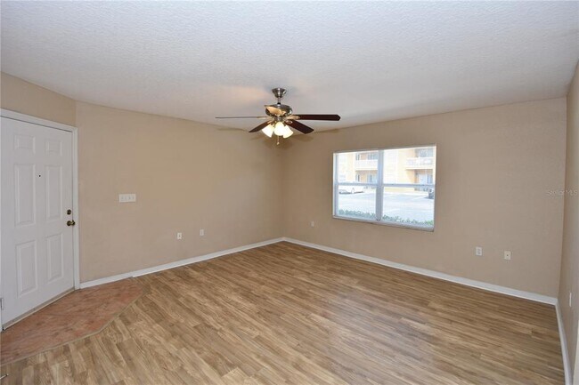 Photo - 4600 E Moody Blvd Unit 14D