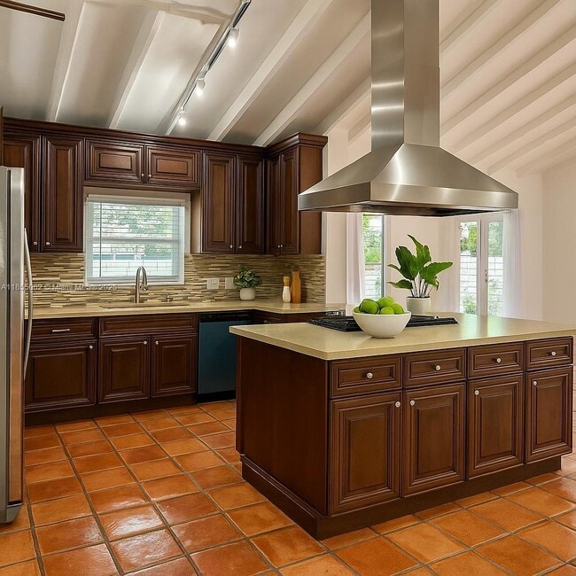 Photo - 3850 Crawford Ave