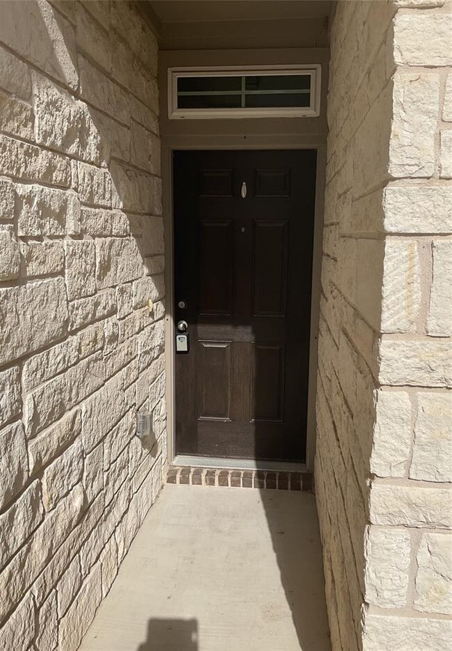 Photo - 602 Pearly Eye Dr