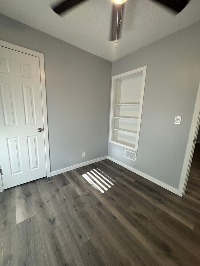 Photo - 2753 Dean Cir