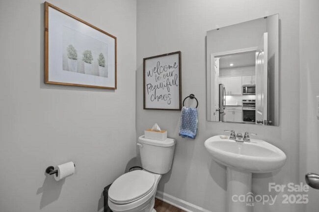 Photo - 7718 Nelson Rd