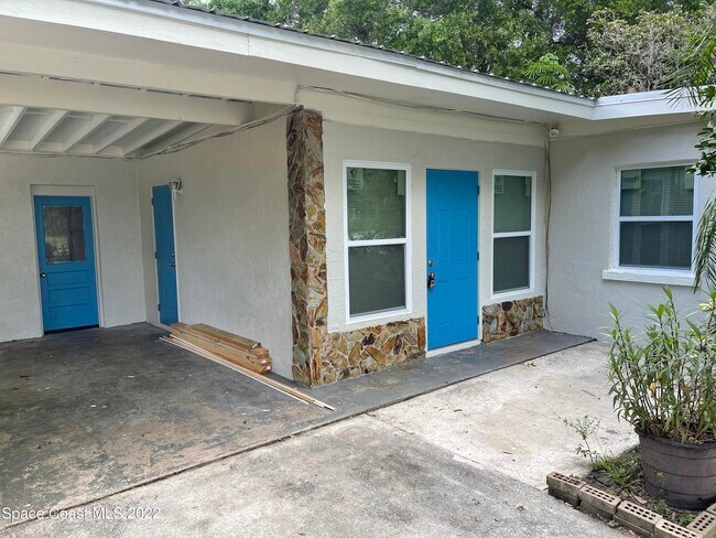 Photo - 7332 Sheridan Rd