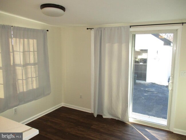 Photo - 121 Hoover Ave