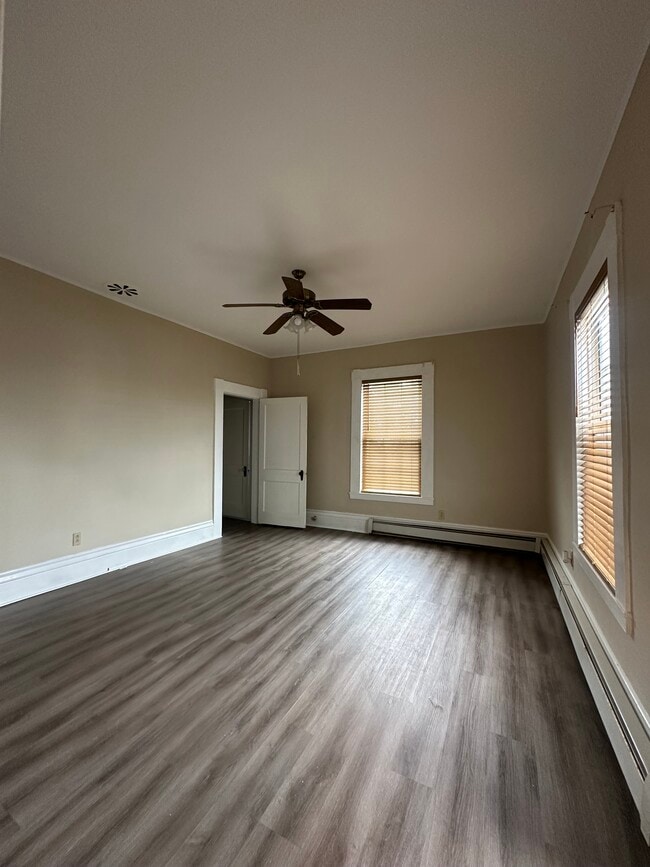 9 Buxton Ct