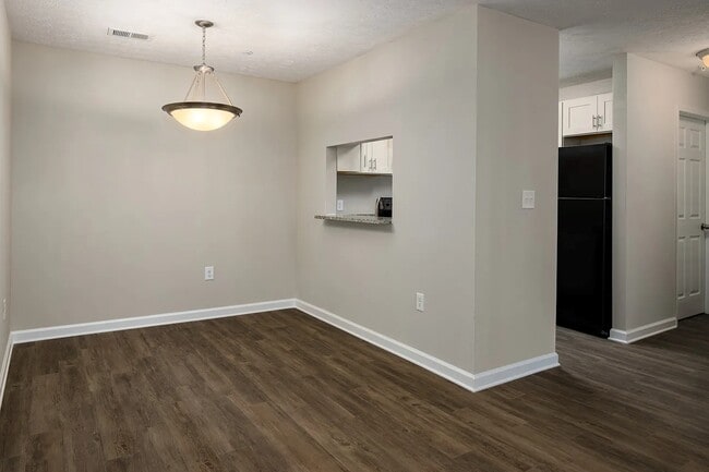 Photo - Cameron Crossing