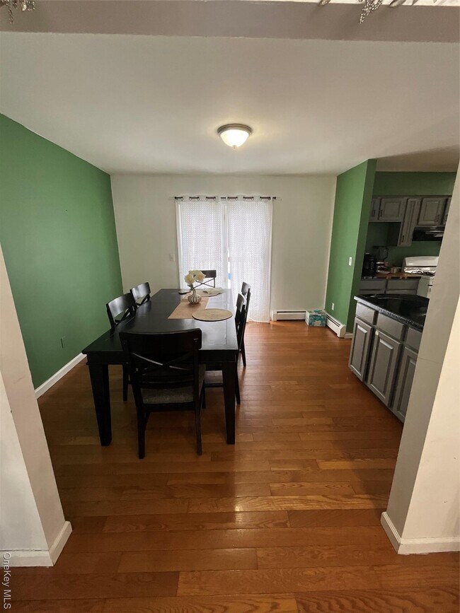 Photo - 7 Palmer Ave