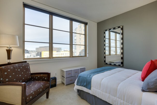 Photo - 900 NW Lovejoy St Unit SI ID1512206P