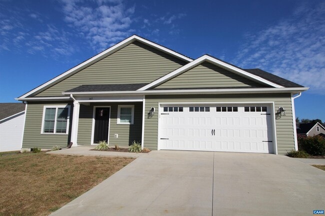 Building Photo - 147 Langley Dr Rental