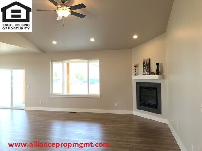 Photo - Spectacular 4-bedroom home in great location!