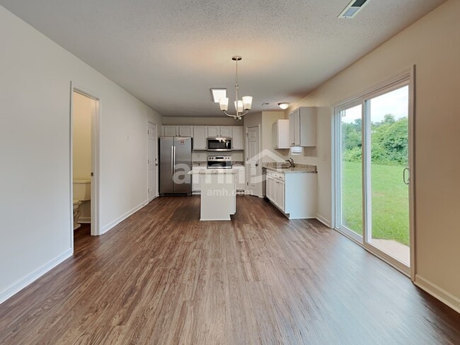 Photo - 712 Townsend Farm Dr