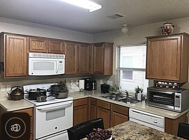 Photo - 20711 Sycamore Wood Dr