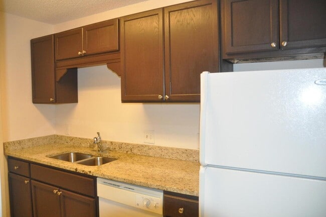 Building Photo - 2319 N Congress Ave Unit 25