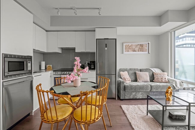 Photo - 531A Yonge St Unité SI ID1463260P