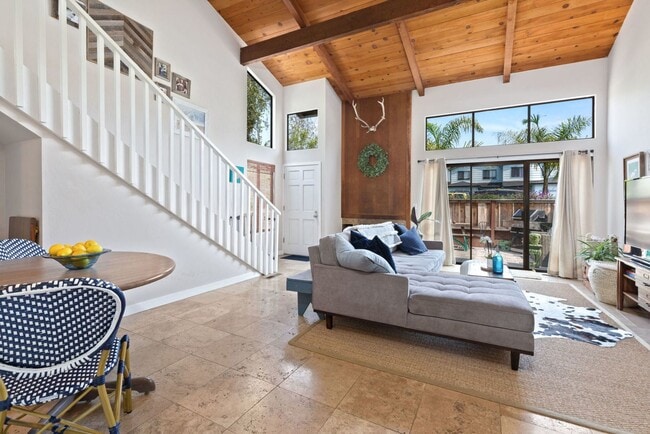 Building Photo - Seascape Townhouse Beauty