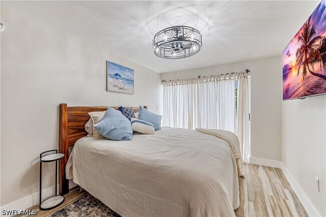 25850 Hickory Blvd Unit 101