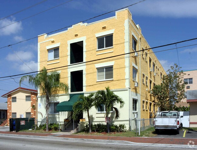 Photo - 1421 SW 7th Street