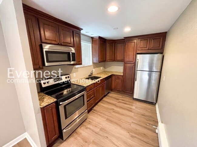 Photo - 1243 N Washington St Unit 402