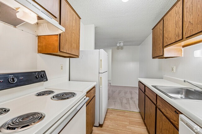 The Legacy - 2BR, 1BA - 972SF - Kitchen