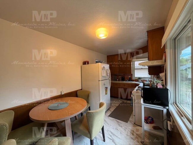 Photo - 522 Smith St
