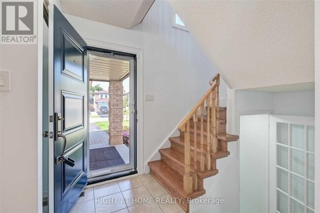 Photo - 121 Radford Dr