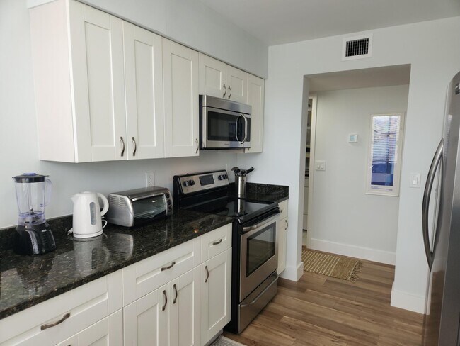 825 Egret Cir Unit 825Egret Unit 311