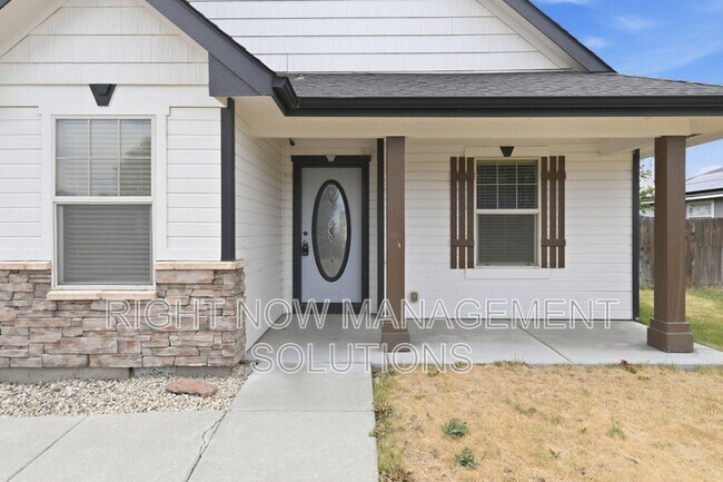 Photo - 1295 Blossom Ave