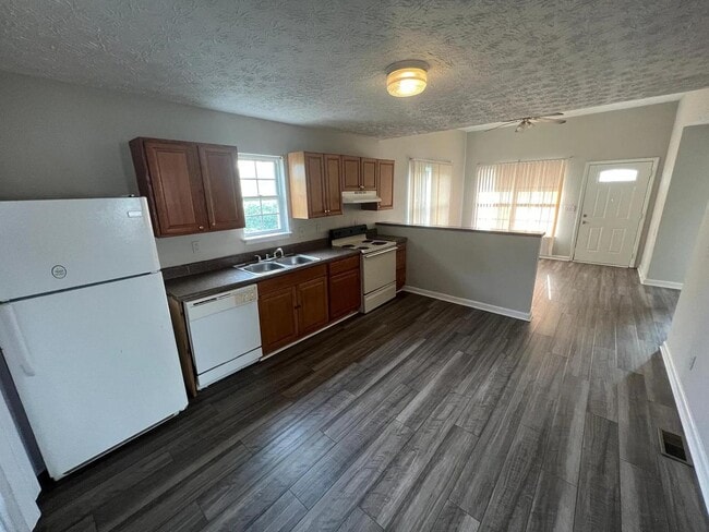 Photo - 1622 25th Ave N