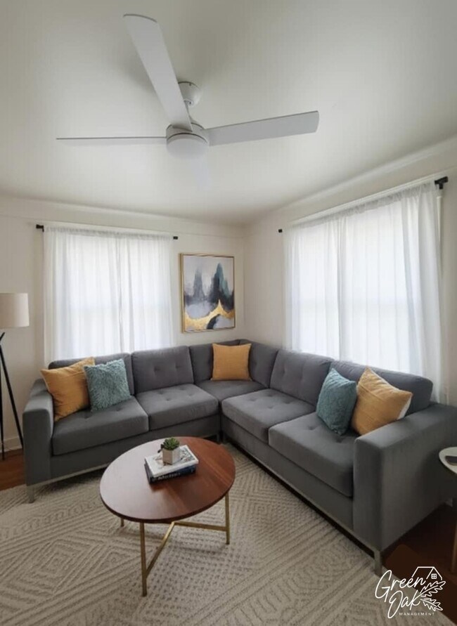 Photo - 13000 Rockside Rd