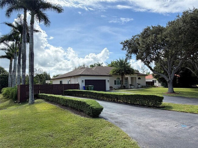 5600 SW 199th Ave