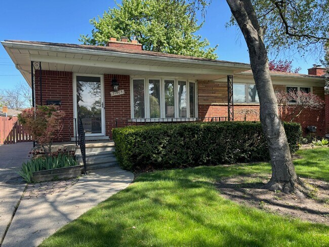 Photo - 21405 Evergreen St Casa