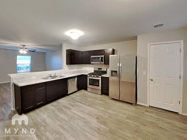 Photo - 726 W Lola Dr