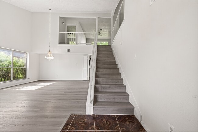 Photo - 710 Beechbend Dr