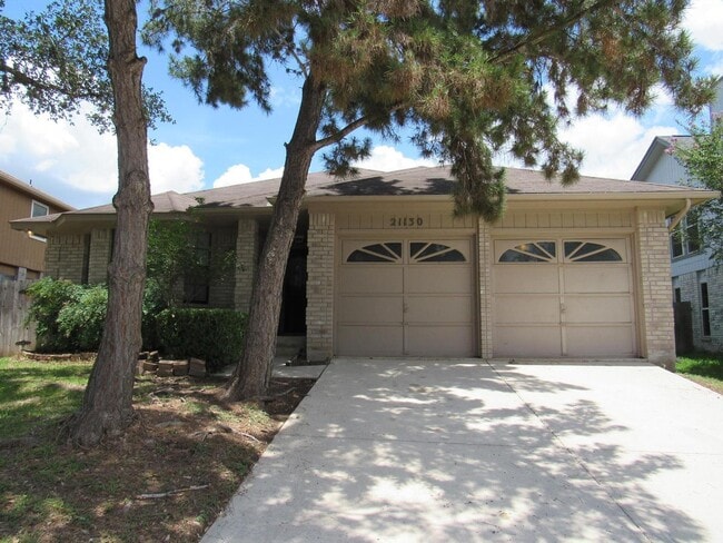 Photo - 3 Bedroom in Encino Park!