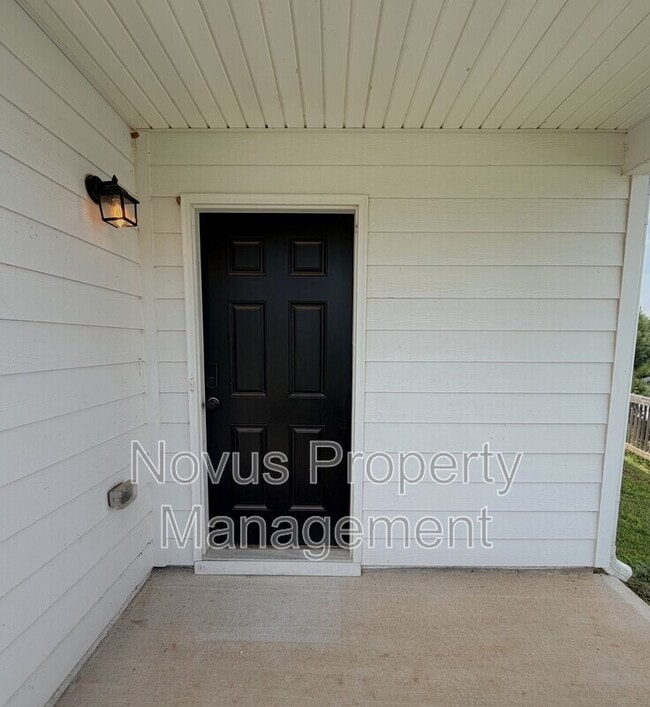 Photo - 506 Amelia Ct