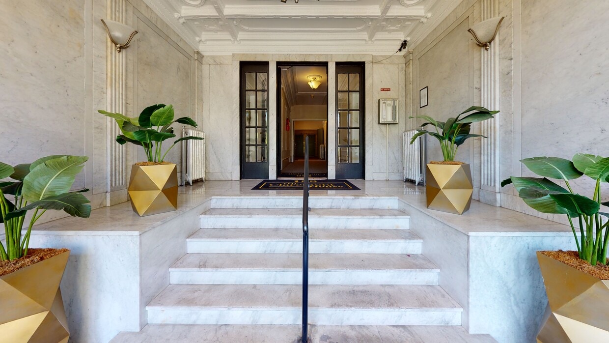 Photo - Claremont Holdings Apartments
