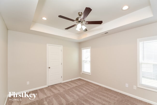 Photo - 187 Crawford Pkwy