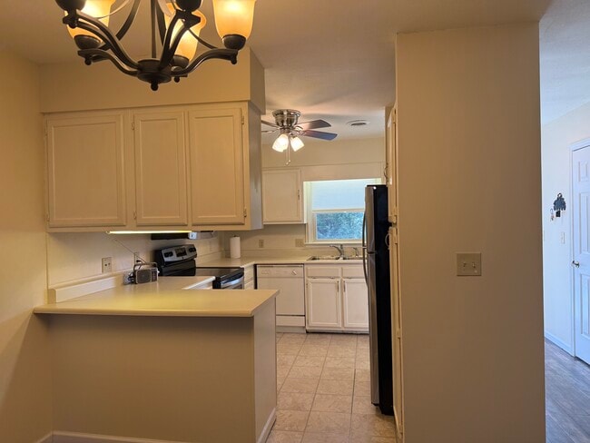 Photo - 104 Meadow Park Ln Unidad c