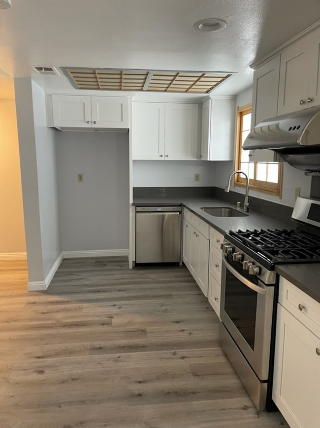 Condo of 3 bedrooms and 2.5 baths in Alhambra - Condo of 3 bedrooms and 2.5 baths in Alhambra
