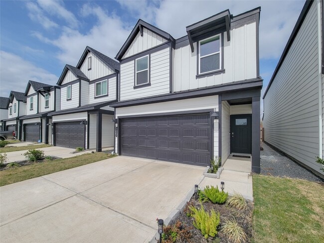 Photo - 3223 Creston Gate Dr