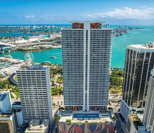 Building Photo - 50 Biscayne Blvd Unit 2704 Rental