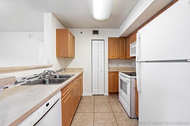 Photo - 6777 Heritage Grande Unit 1105