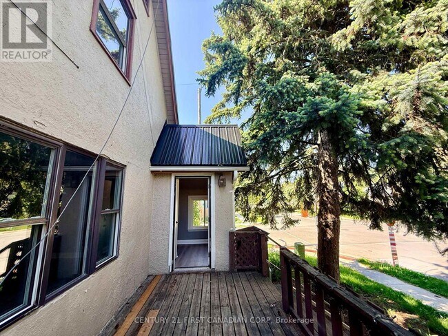 Photo - 363 Ashland Ave Unit #1