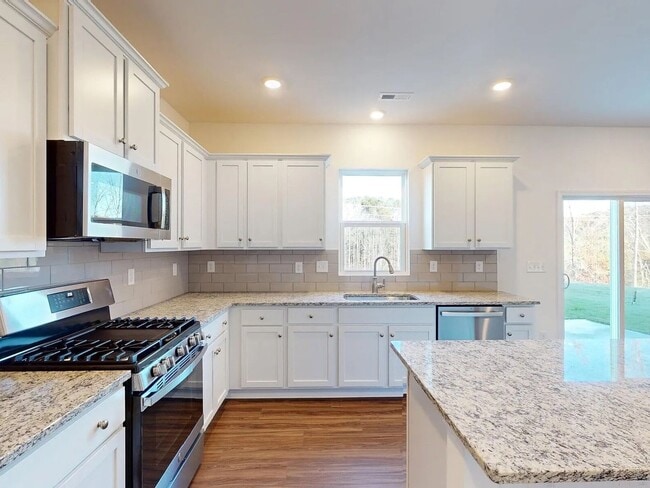 Photo - FIRST MONTH IS ON US   CHARMING 4- BEDROOM HOME IN LAURELBROOK COMMUNITY