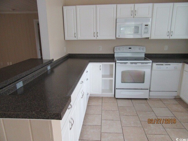 Photo - 205 5th Ave N
